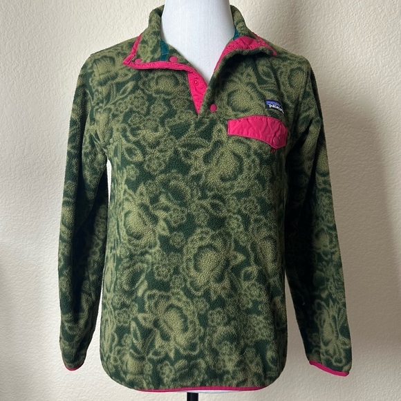 Patagonia Synchilla Pullover XS Multicolor Green Leaves Wimens Fleece Worn Once - Picture 1 of 8